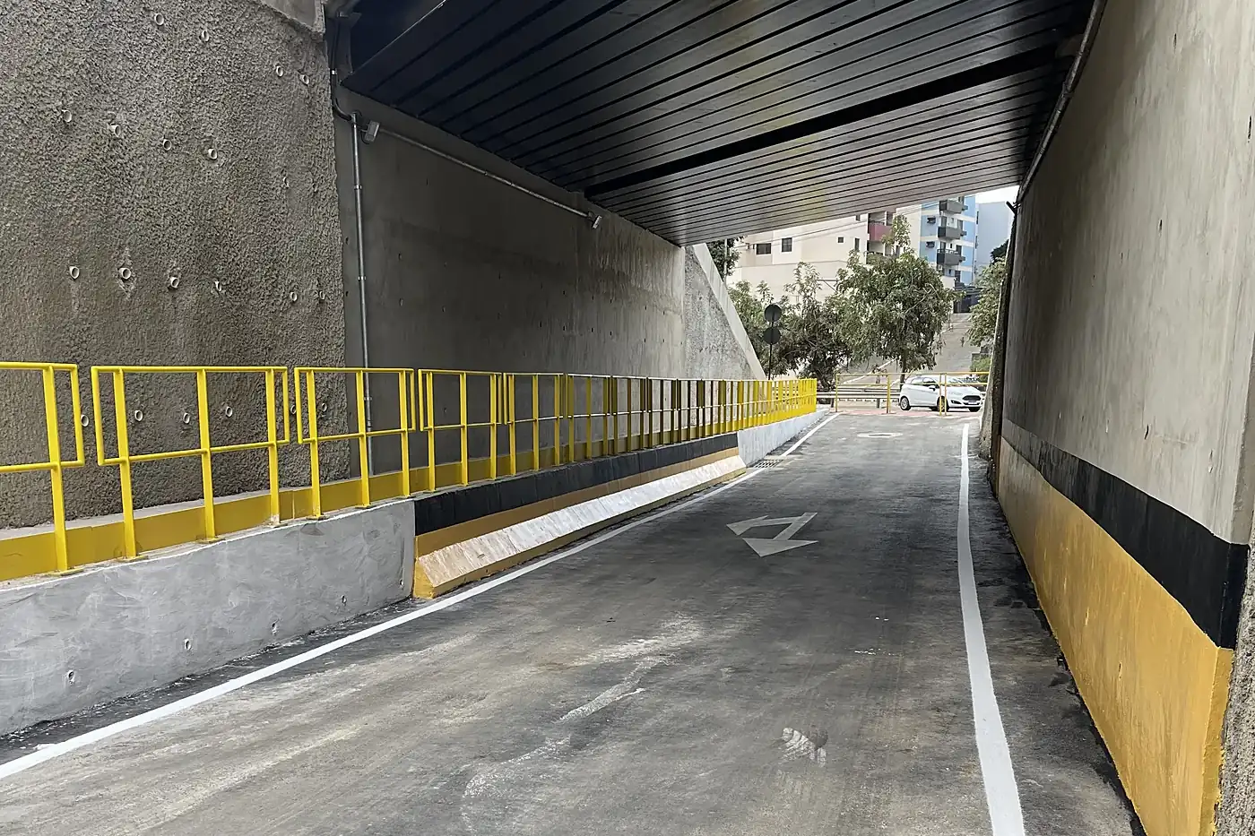 Passagem inferior da av. Tancredo Neves